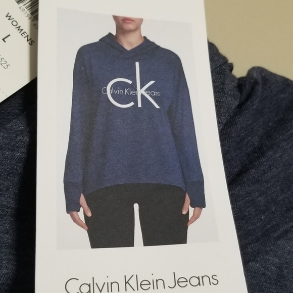 ❗Last offer Calvin klein sweatshirt hoodie - Picture 4 of 6